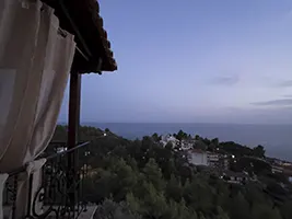 Apartment with sea view max capacity 3 persons