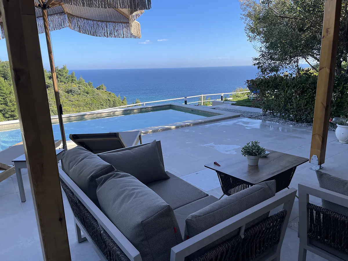 Villa with Private Pool and Sea View