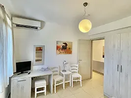 Villa with sea view max capacity 4 persons