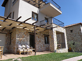 Villa with sea view max capacity 6 persons