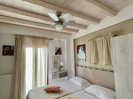Villa with sea view max capacity 6 persons