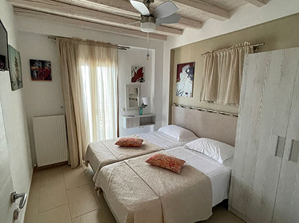 Villa with sea view max capacity 6 persons