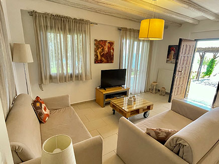 Villa with sea view max capacity 6 persons