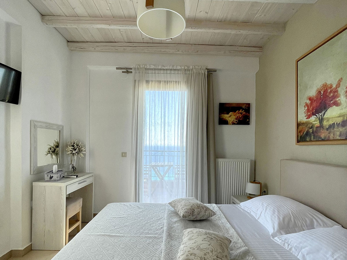 Villa with sea view max capacity 6 persons