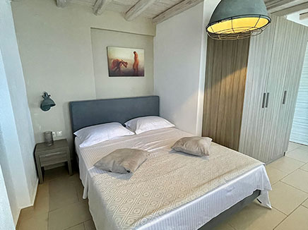 Villa with sea view max capacity 6 persons