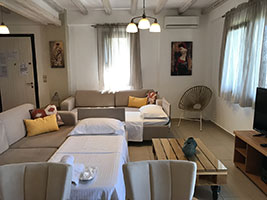 Villa with sea view max capacity 6 persons