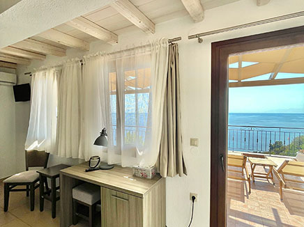 Villa with sea view max capacity 7 persons