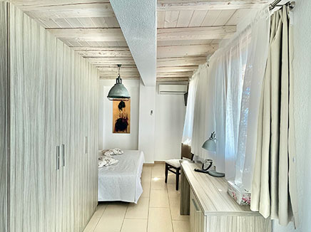 Villa with sea view max capacity 7 persons