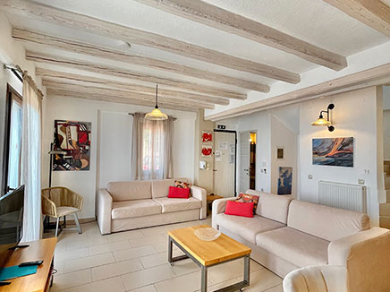 Villa with sea view max capacity 7 persons