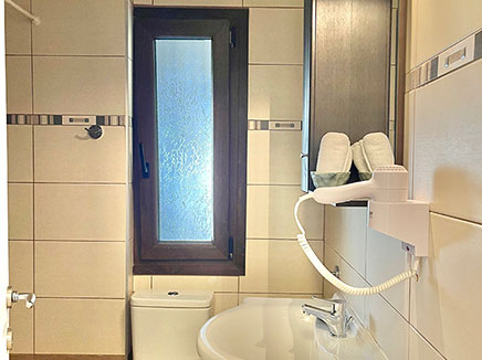Villa with sea view max capacity 7 persons